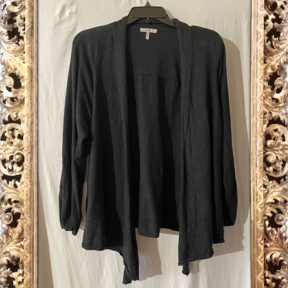 Metro 7 Shrug